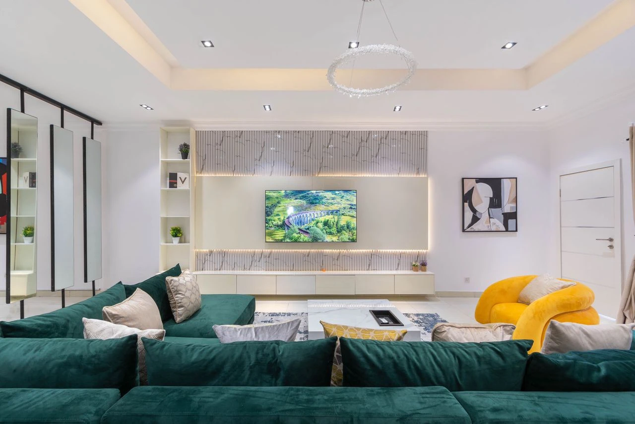 Naijaadultruns-room-3 Bedroom Apartment-image